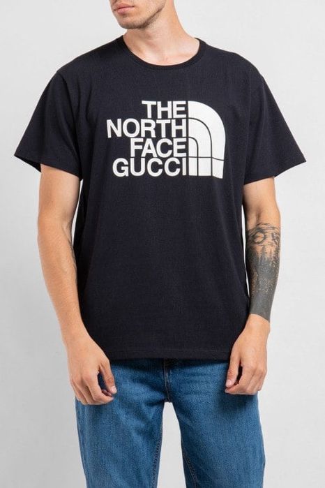 Чорна футболка з коллаборації The North Face x Gucci Xl