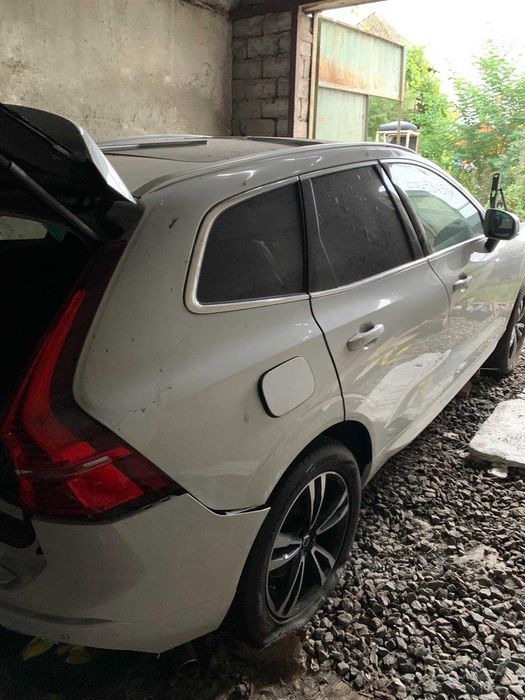 Volvo XC90II 2016-2024р. Задні крила