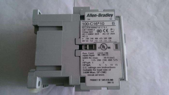 Contactor Allen Bradley 100-C16KD10 novo.