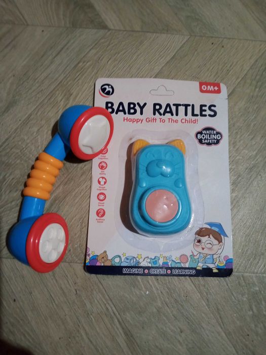 Прорізувач для зубів і брязкальце