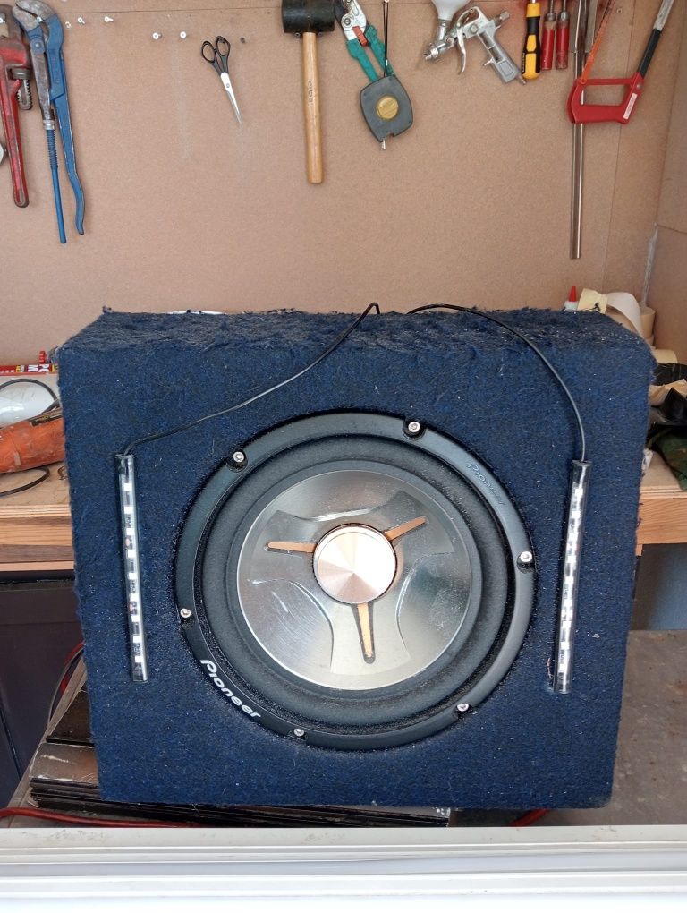 Vendo subwoofer Pioneer 800w dupla bobin