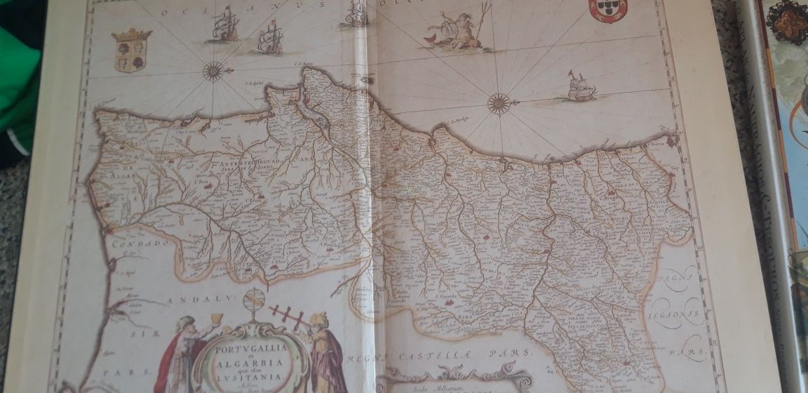 Conjunto de 2 Livros Atlas