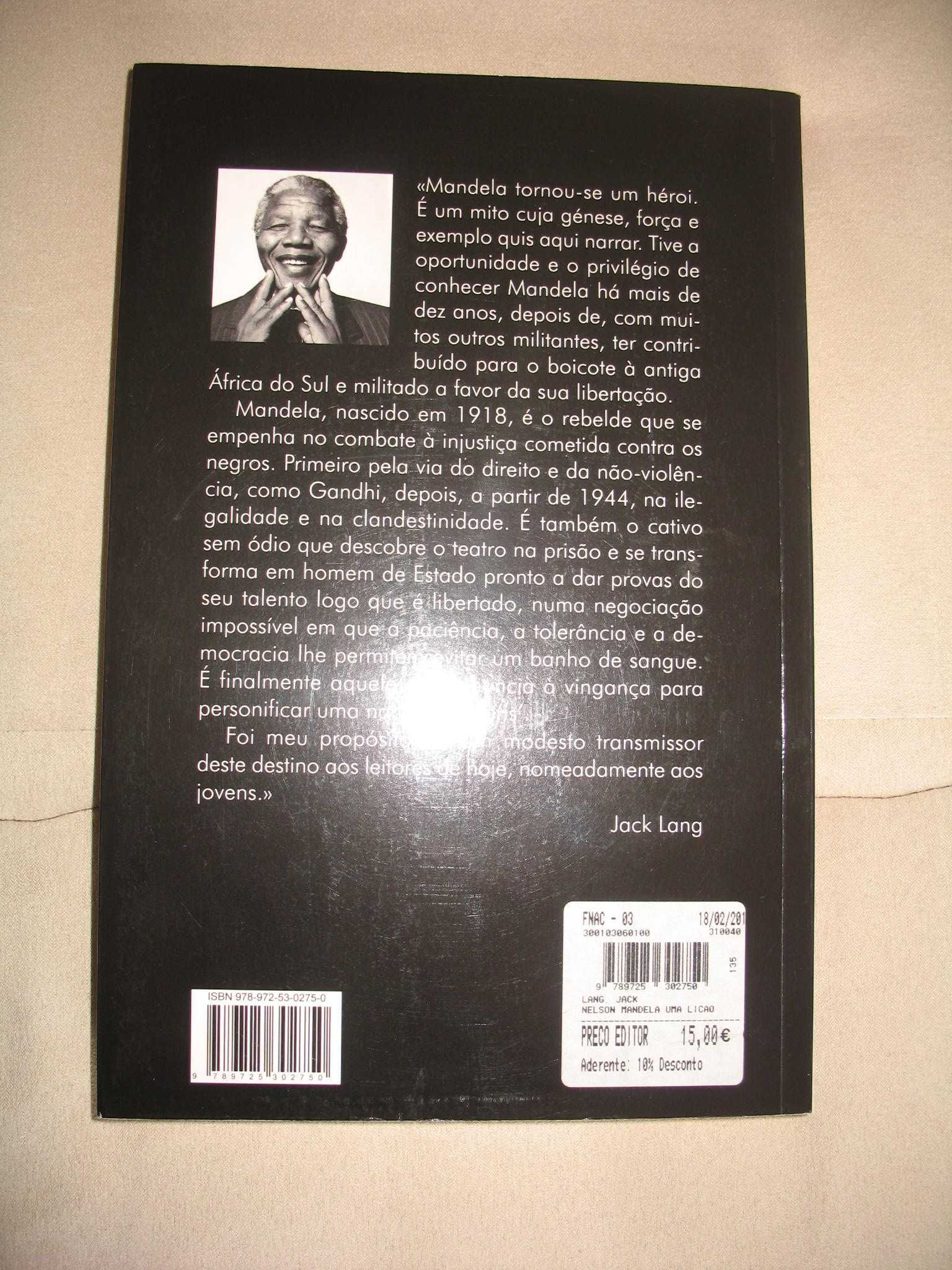 Livro novo alusivo a uma figura histórica Nelson Mandela