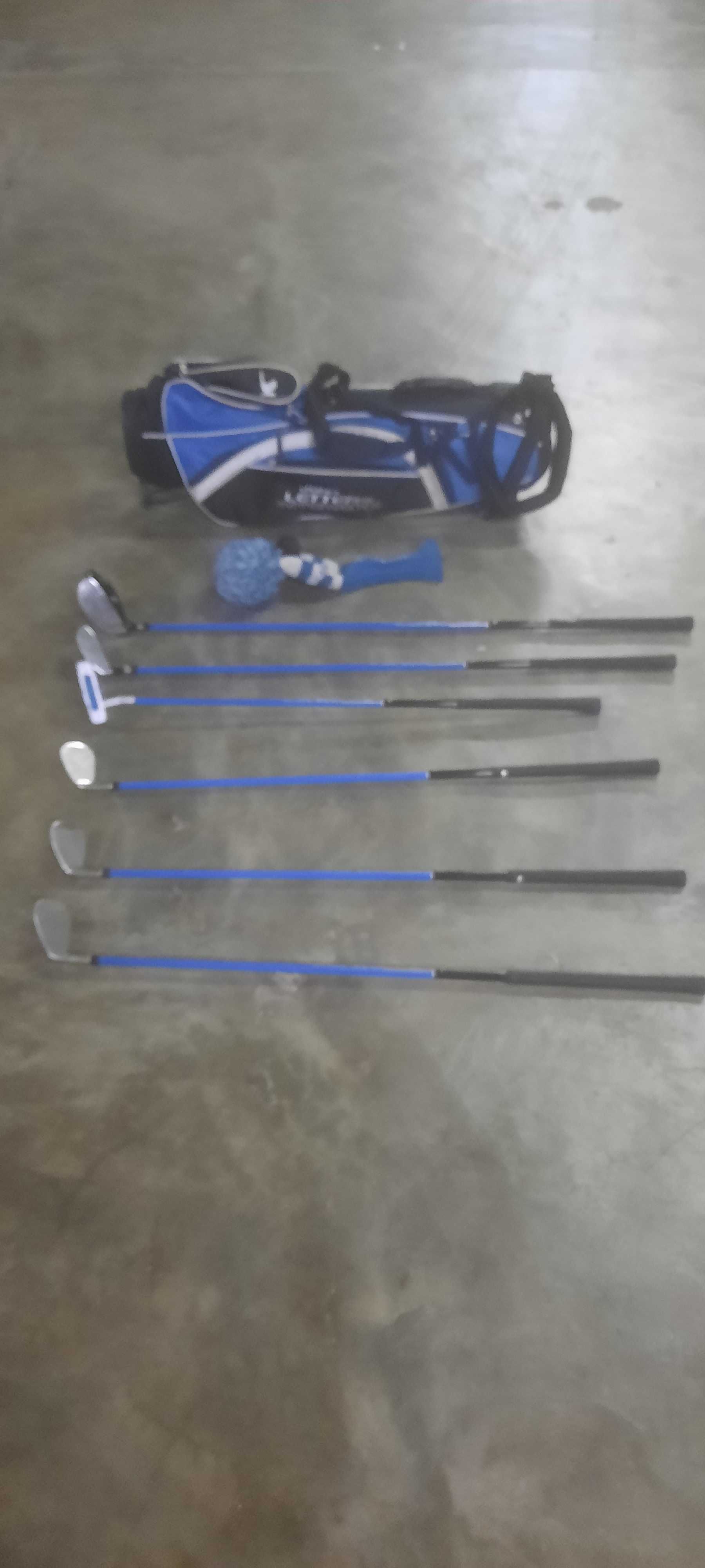 Vendo conjunto golfe para criança John Letters Swingmaster