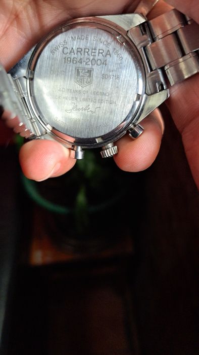 Relógio cronógrafo em aço.