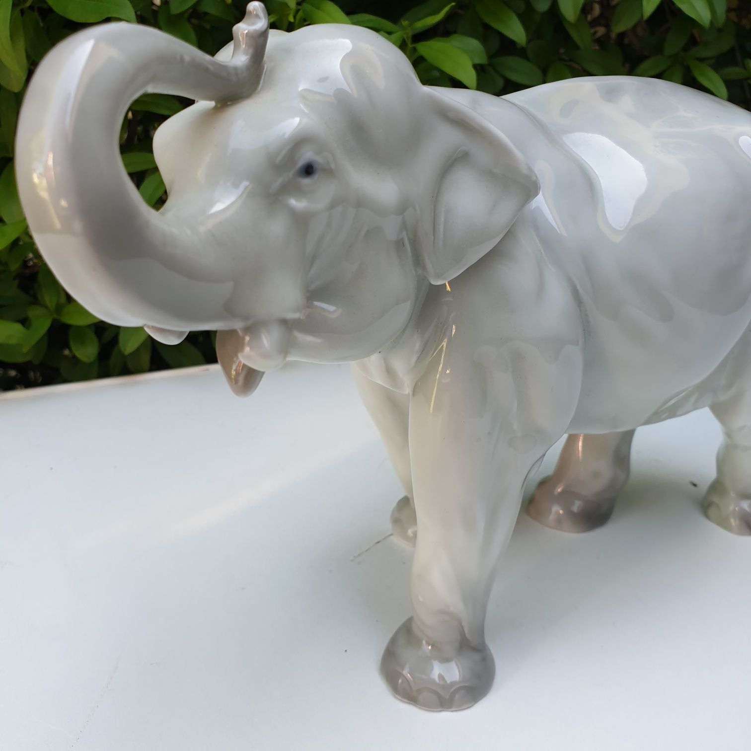 Figurka słonia porcelana