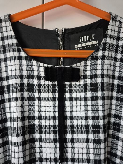 Elegancka sukienka Simple r.M