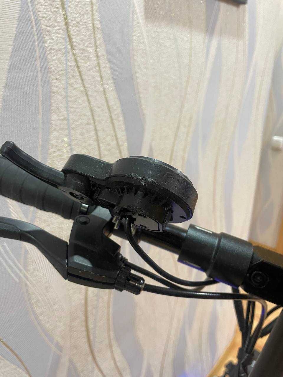 Crosser T4 чорний із сидінням