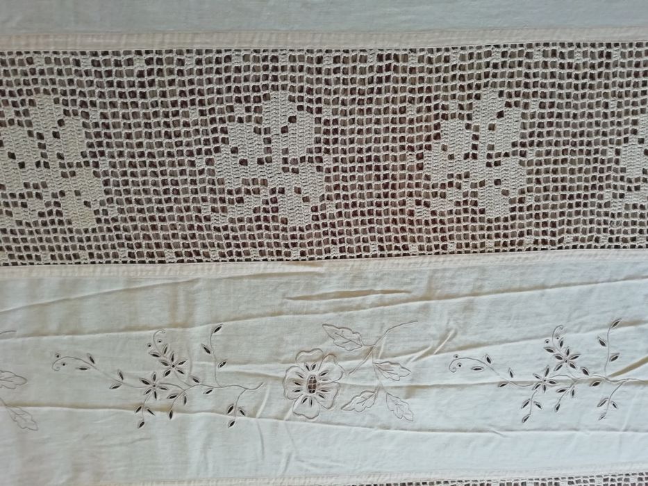 Colcha cama de casal com mais de 50 anos