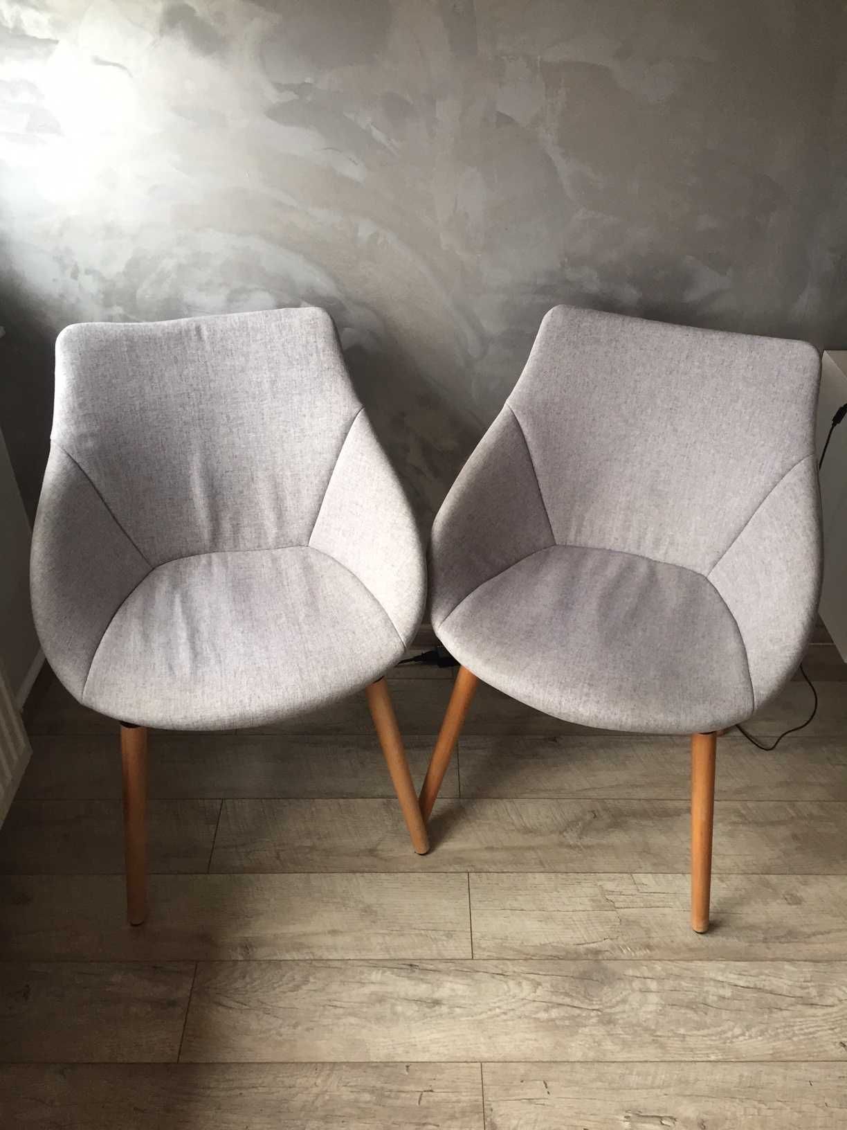 Krzesła tapicerowane  / wygodne / jak nowe