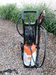 Sprzedam myjkę Stihl RE100