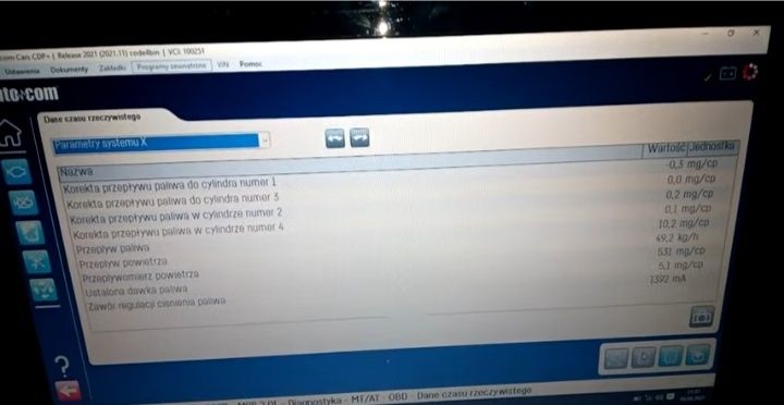 Komputer diagnostyczny Dell ciężarówki i osobowe BLUETOOTH