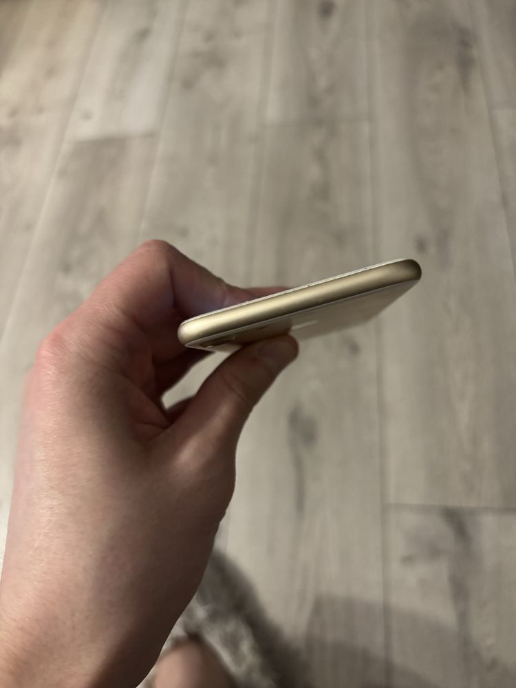 iPhone 7 128gb Gold