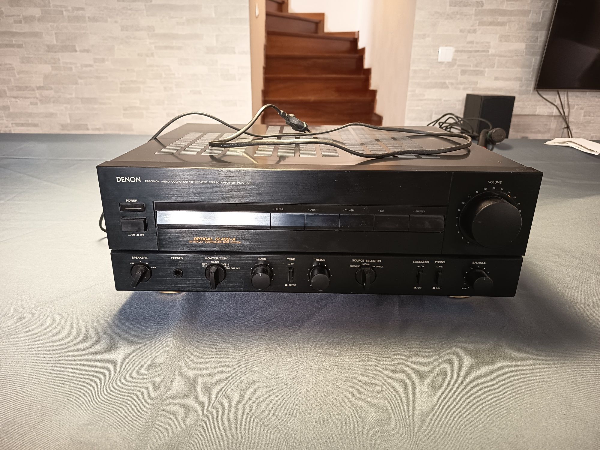 Amplificador Stereo Integrado Denon PMA - 920