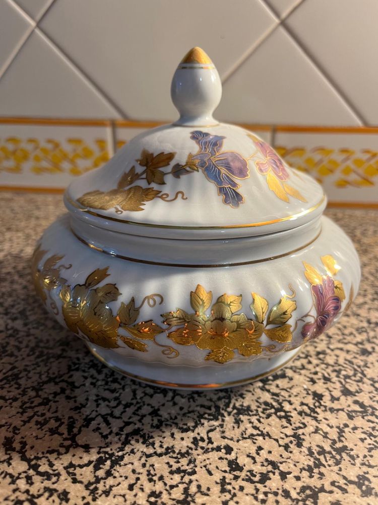 Bomboneira porcelana Limoges