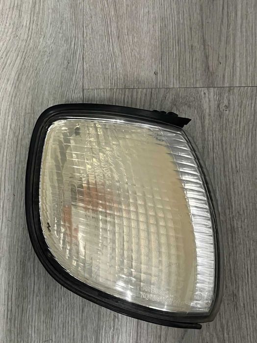 Pisca direito Hyundai Galloper