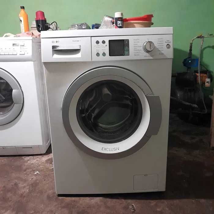 Продам машинку стиральну Bosch,