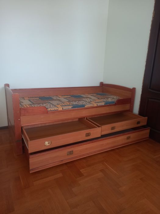Продам ліжко в відмінному стані