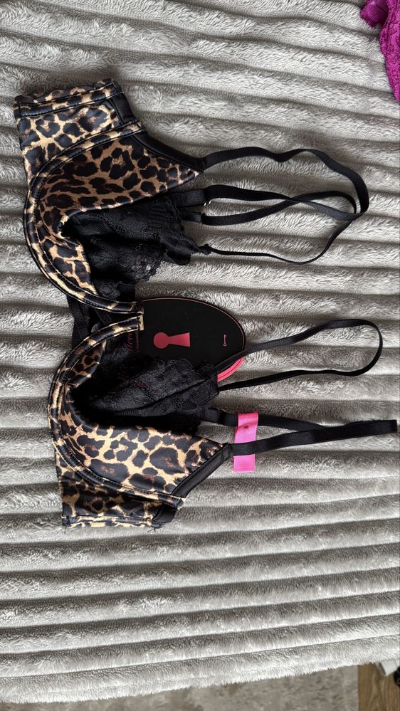 Hunkemoller оптом (мішком )21.9Кг 325 одиниць)