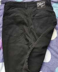 Czarne jeansy CROPP Denim. Rozmiar 36 S. W bardzo dobrym stanie. Polec