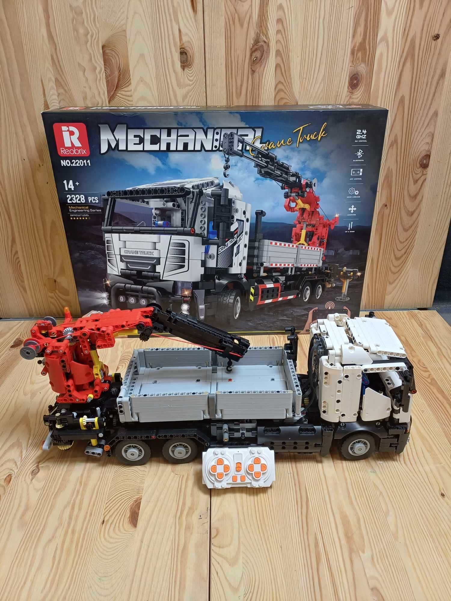 Reobrix 22011 Technic CRANE TRUCK