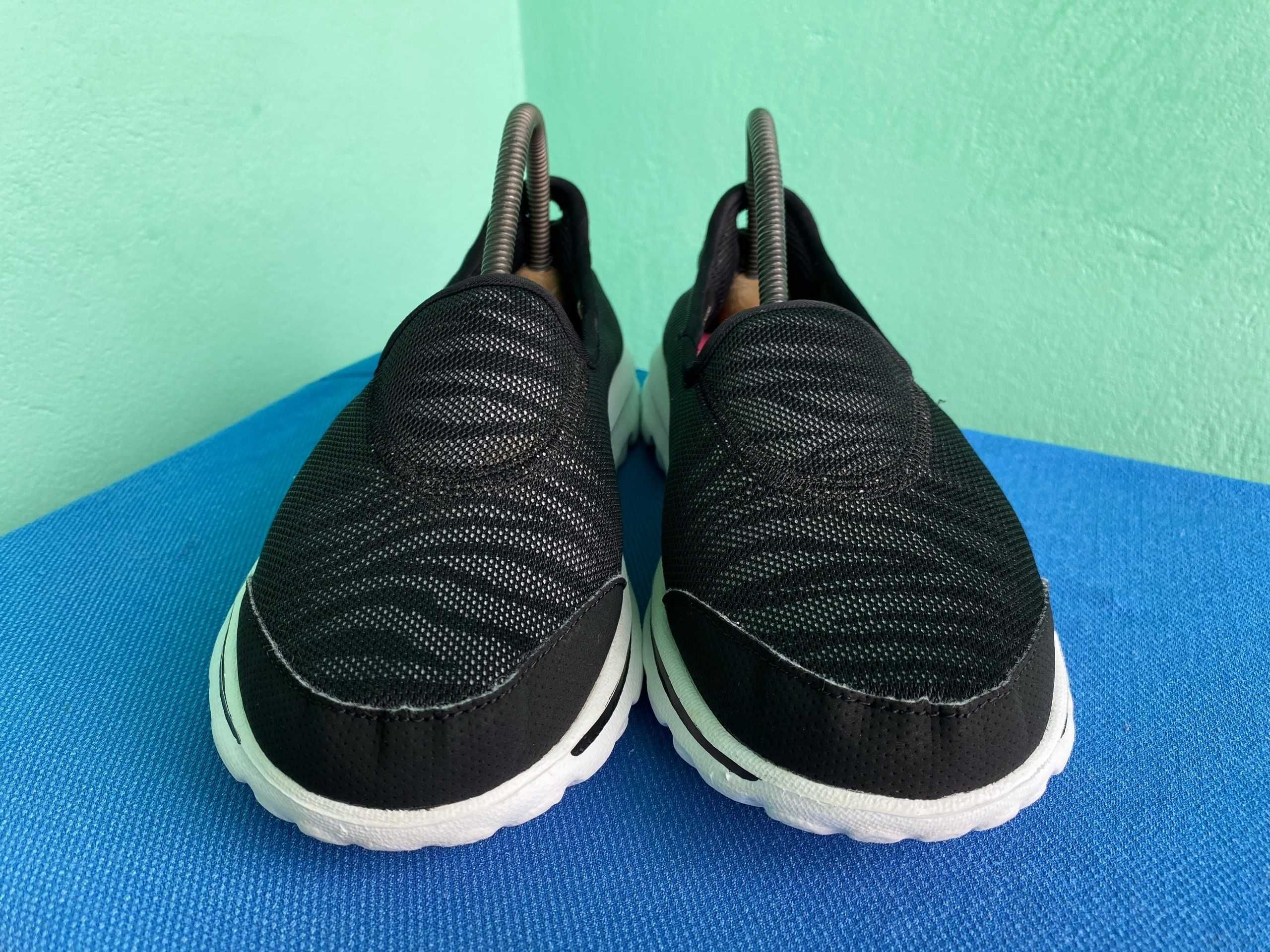 Сліпони Skechers Go Walk Extract