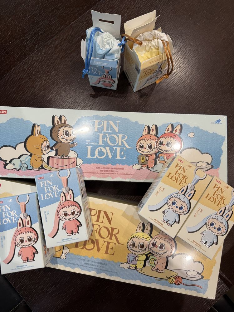 Labubu Pin For Love A-M/N-Z Оригінал