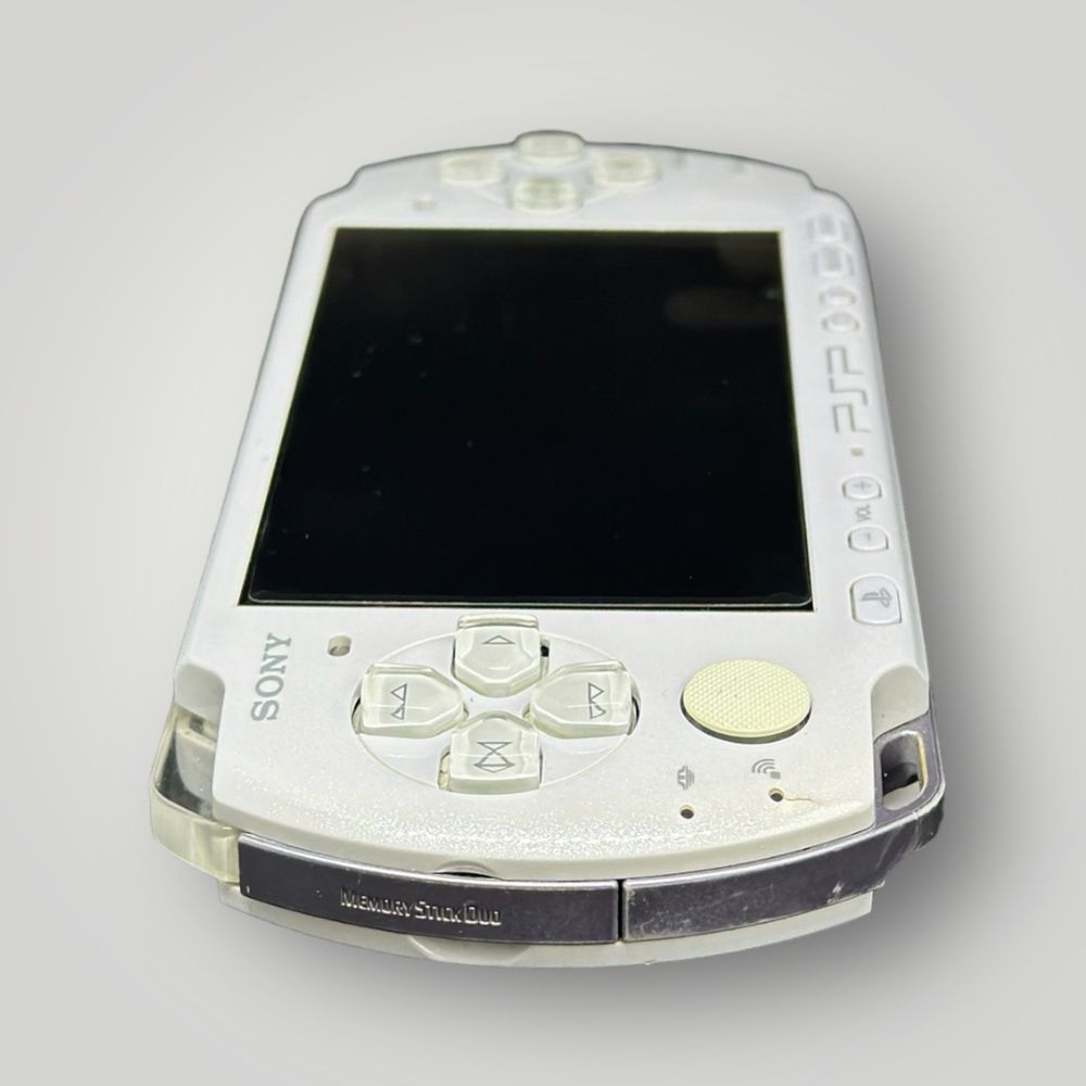 Ігрова приставка Sony PlayStation PSP-3000 Pearl White 32gb