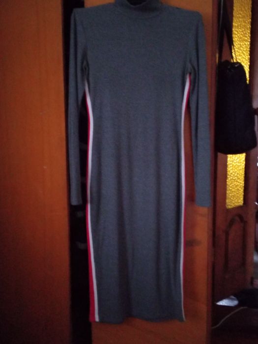 Платье трикотажное