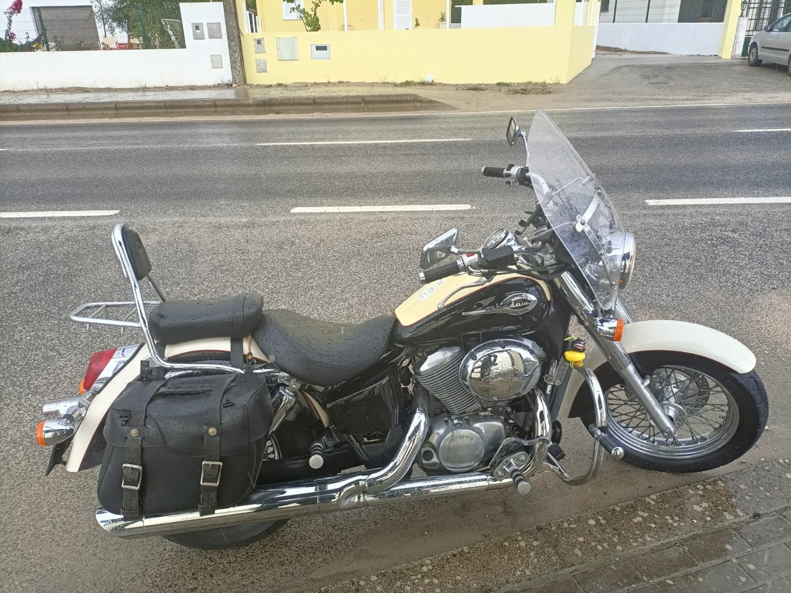 Honda shadow 750