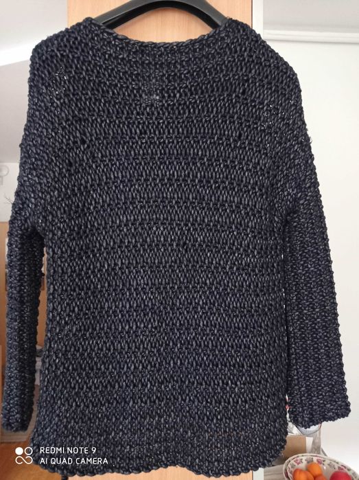 sweter czarny, tkany grubą nitką