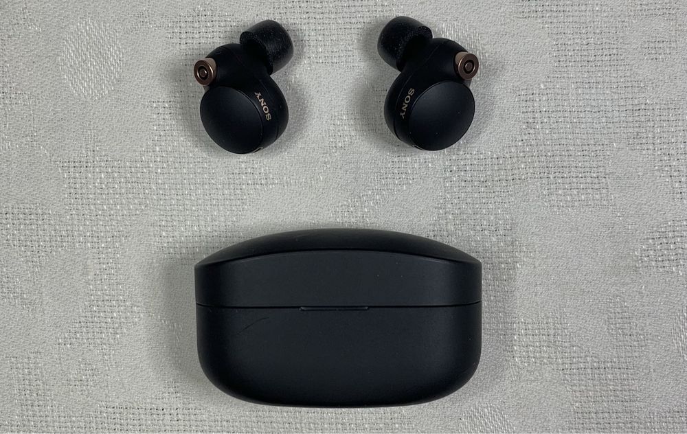 Sony WF-1000XM4 - топовые TWS Bluetooth наушники (батарея 100%)