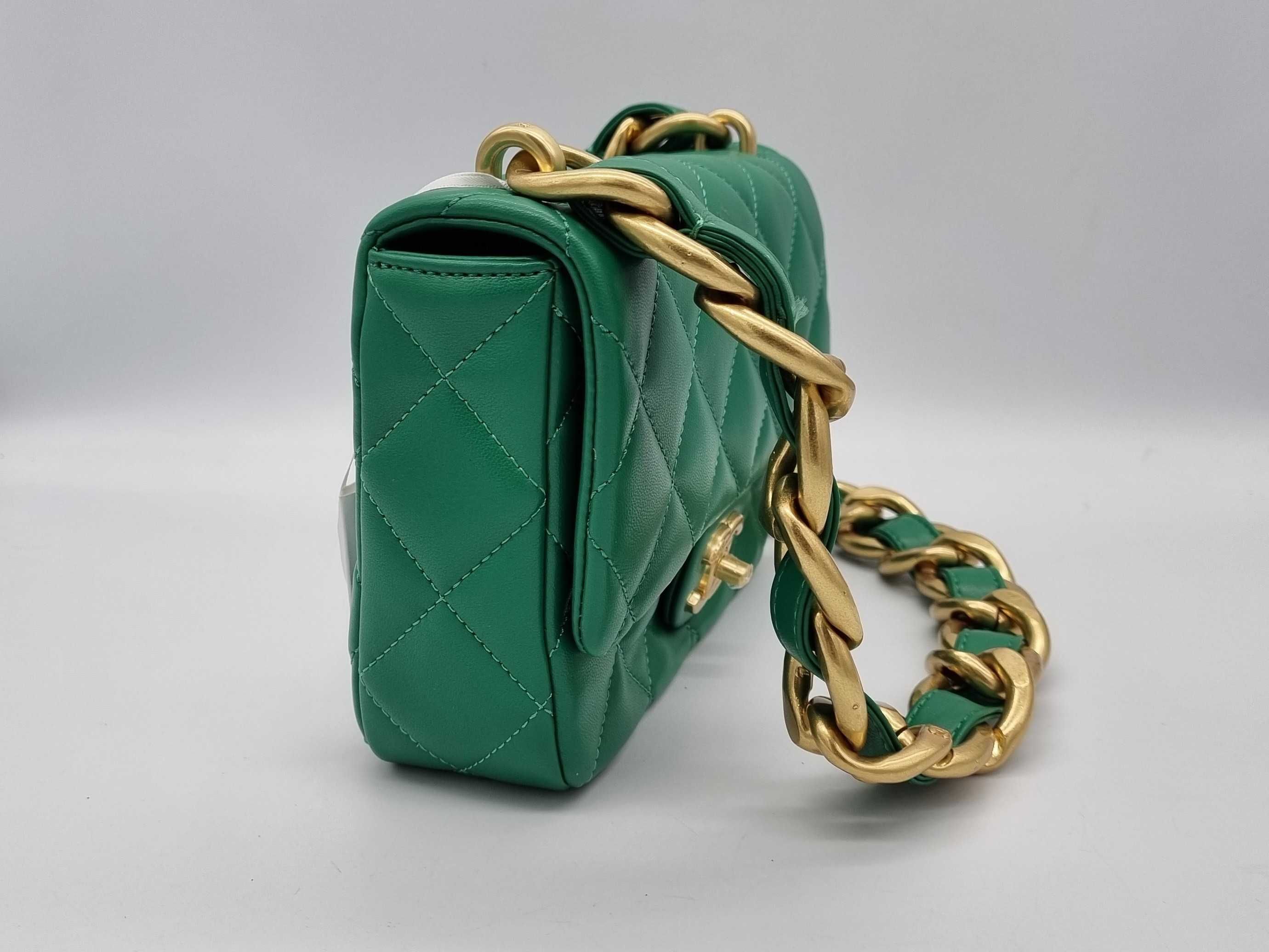 Женская зеленая сумочка Chanel. Жіноча зелена сумка шанель