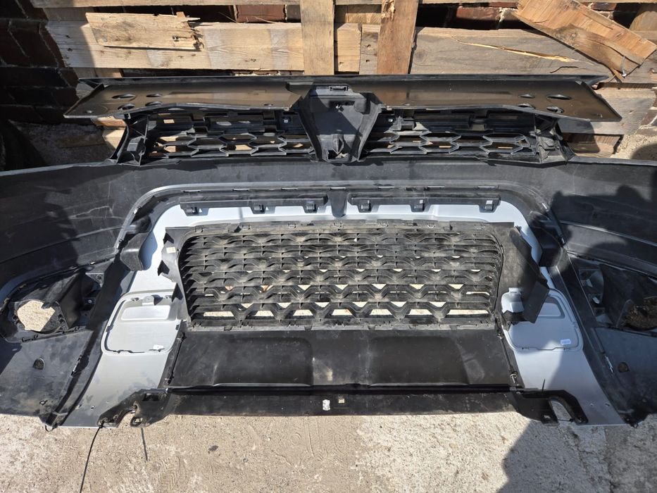 Dacia Duster II Lift Zderzak Przód Przedni Kompletny Grill Kratka