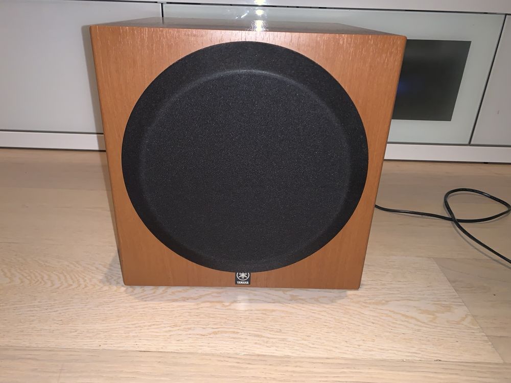 Subwoofer aktywny Yamaha YST-SW012