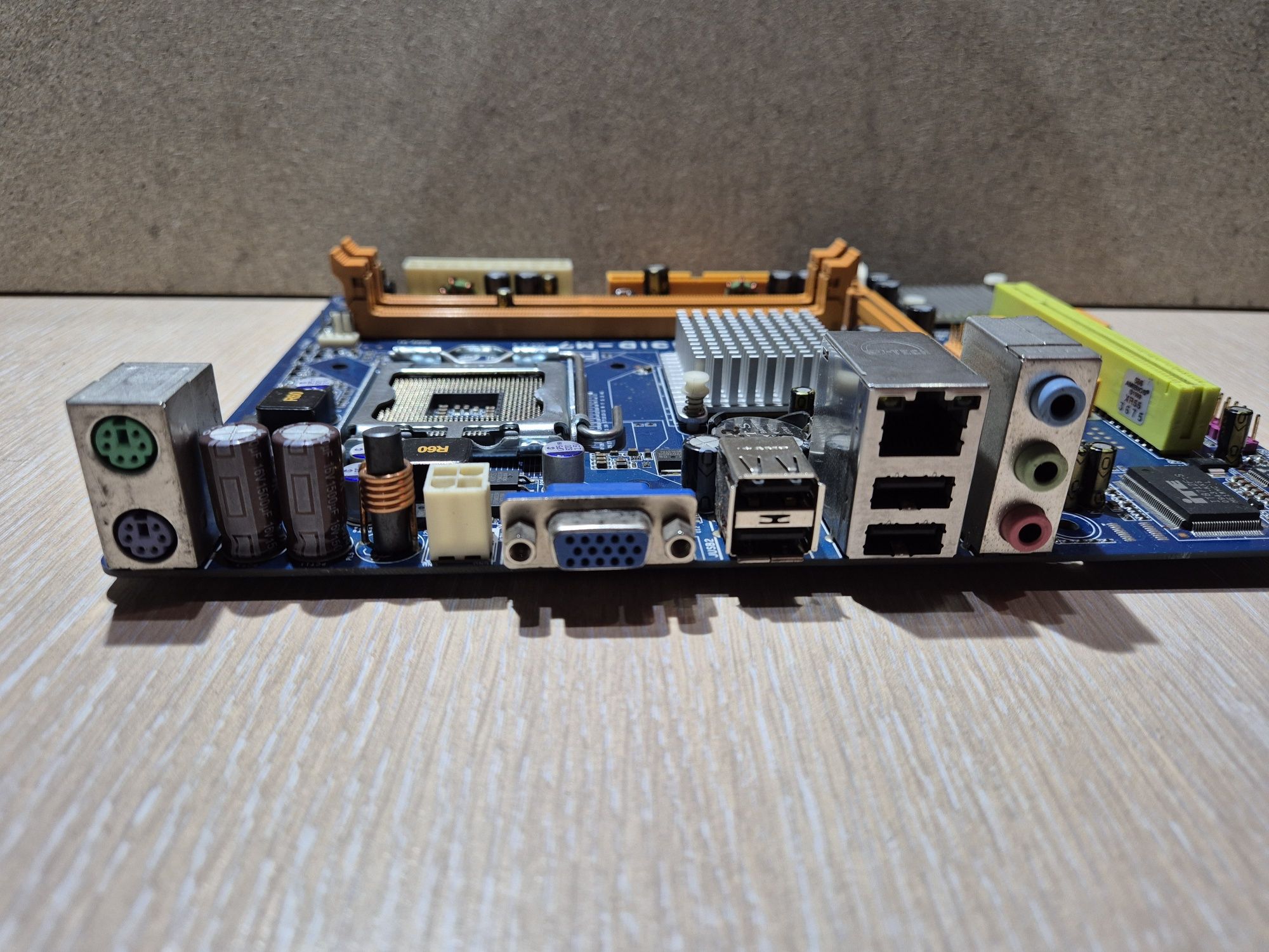 Материнські плати Biostar G31D-M7 ver:8.4, s775, G31, 2×ddr2