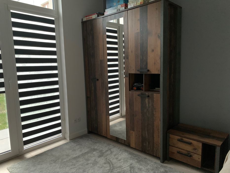 Zestaw mebli młodzieżowych