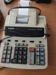 Calculadora de mesa, com impressora