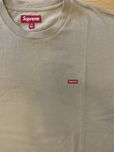 T-shirt Supreme Bege