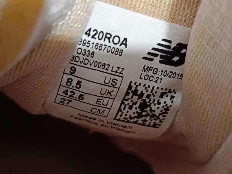Чоловічі кросівки New Balance 420 Ідеал розмір 42,5