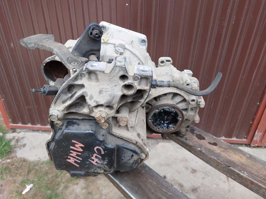 VW 1,6 TDi  CLH  Skrzynia biegów  MWW  kompletna  foto