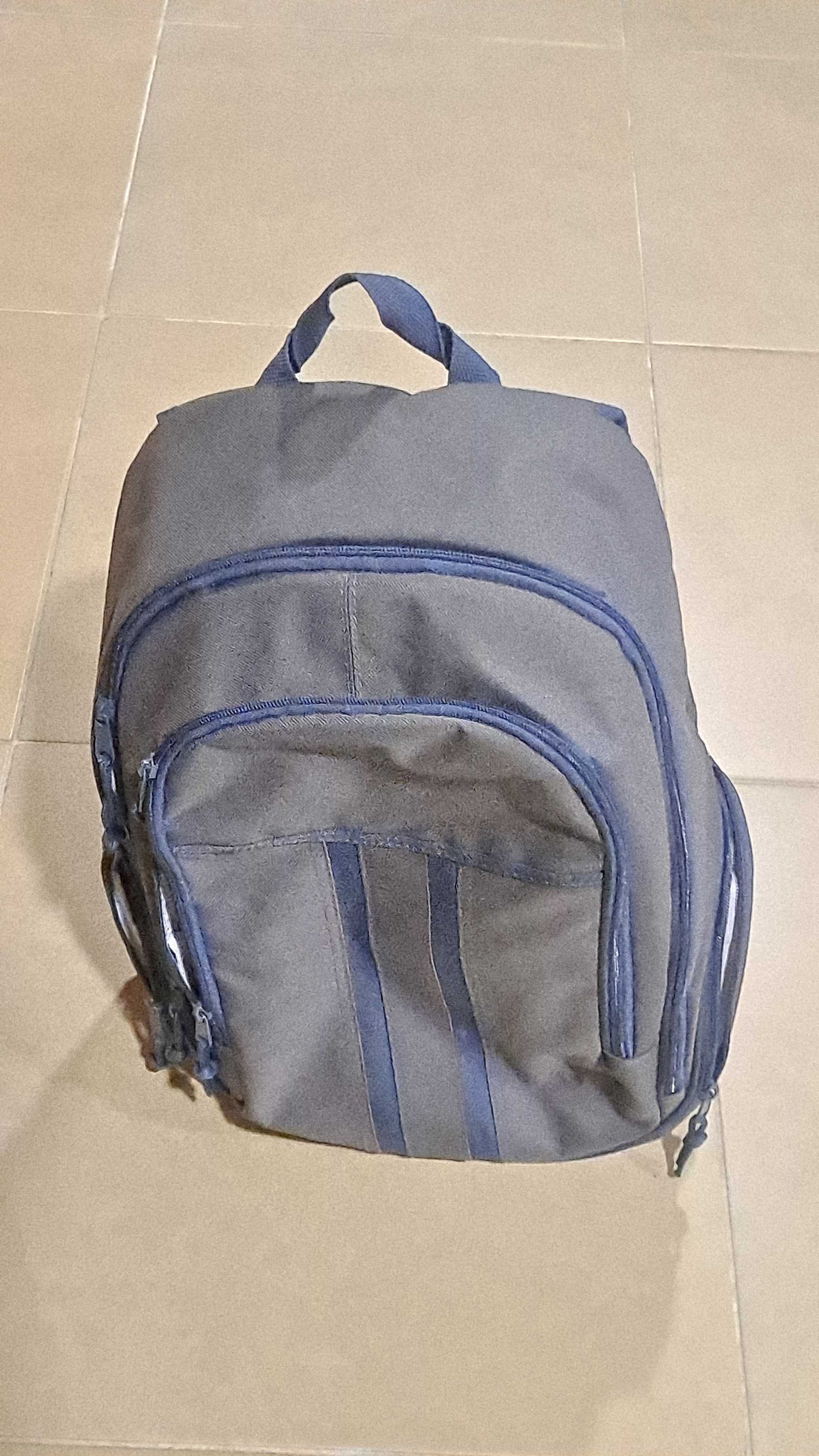 MOCHILA TÉRMICA para caminhada ou fim de semana