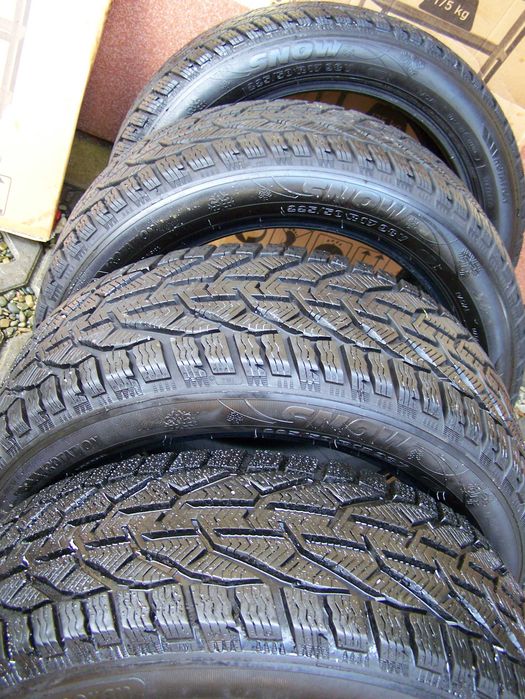 J.Nowe Opony Zimowe 225/50R17 98V  2025 Rok
