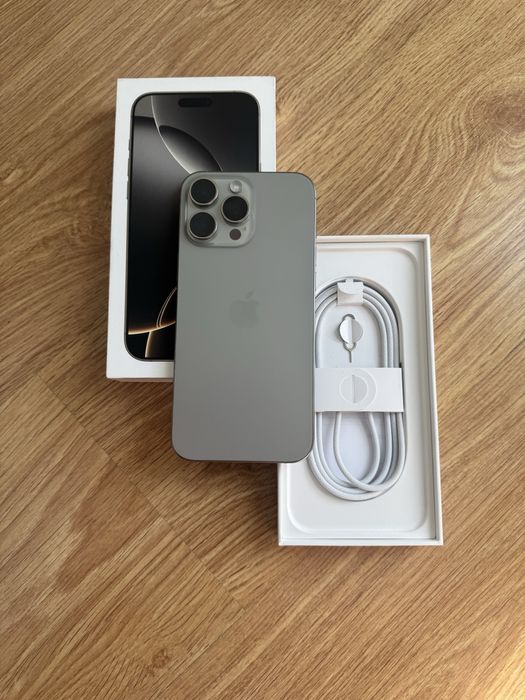 Iphone 16 Pro Max de 256gb com Fatura e Garantia (Como Novo )