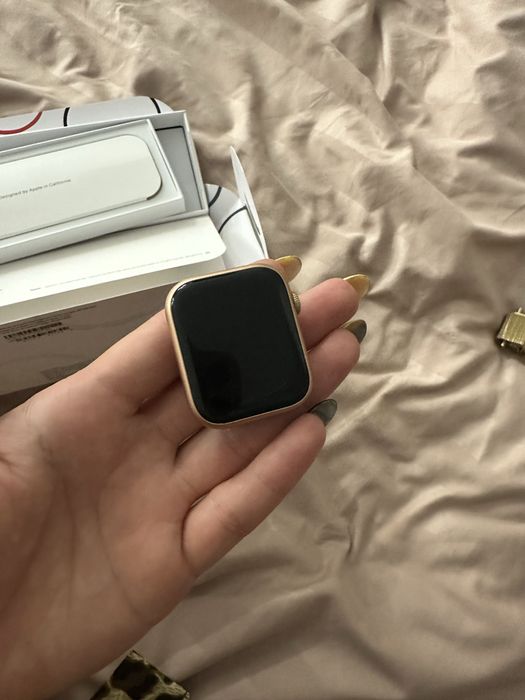 Годинник під Apple Watch 9
