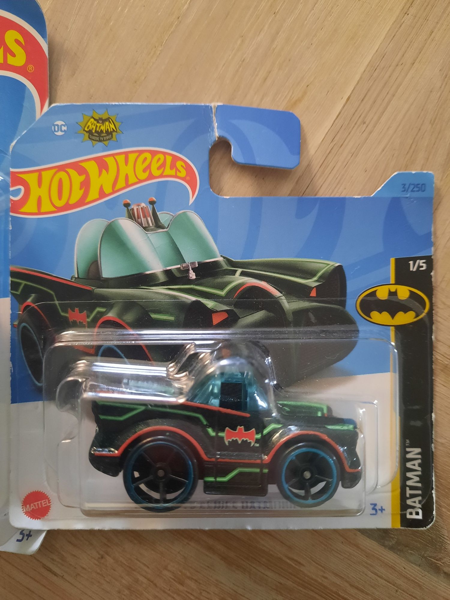 Samochodziki Hot Wheels + Batman