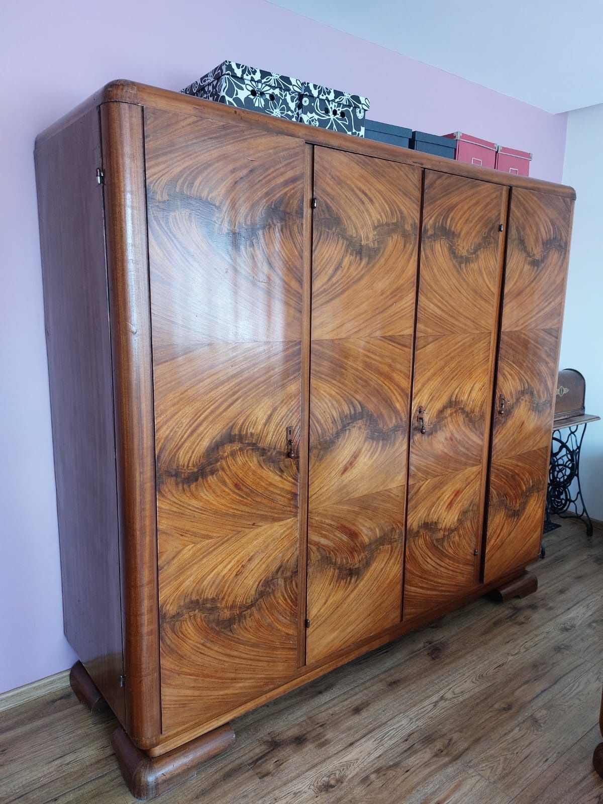 Drewniany zestaw mebli do sypialni z lat 50