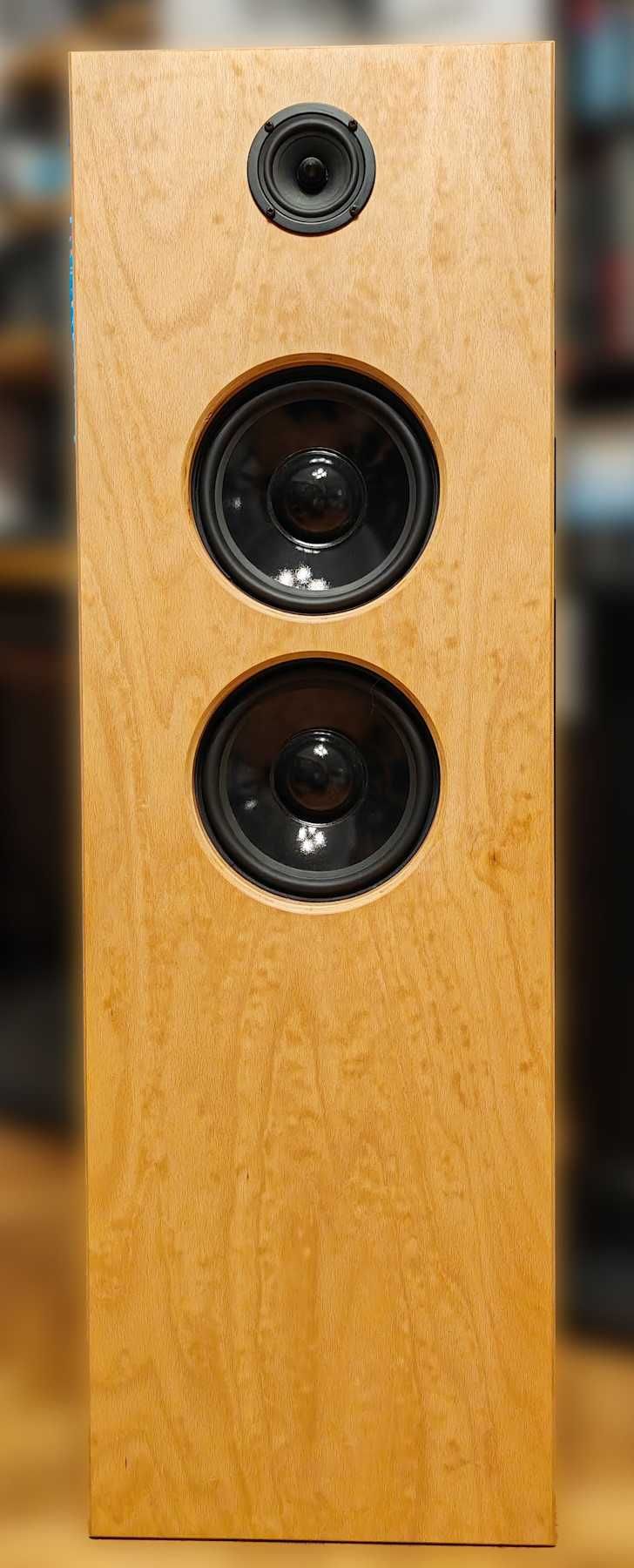 Kolumny Monacor Katana M1