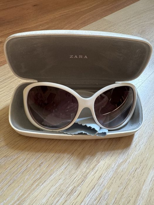 Продам солнцезащитные женские очки. Легкие удобные,модные красивые.