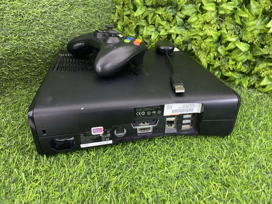 Ігрова приставка xbox 360s 500gb